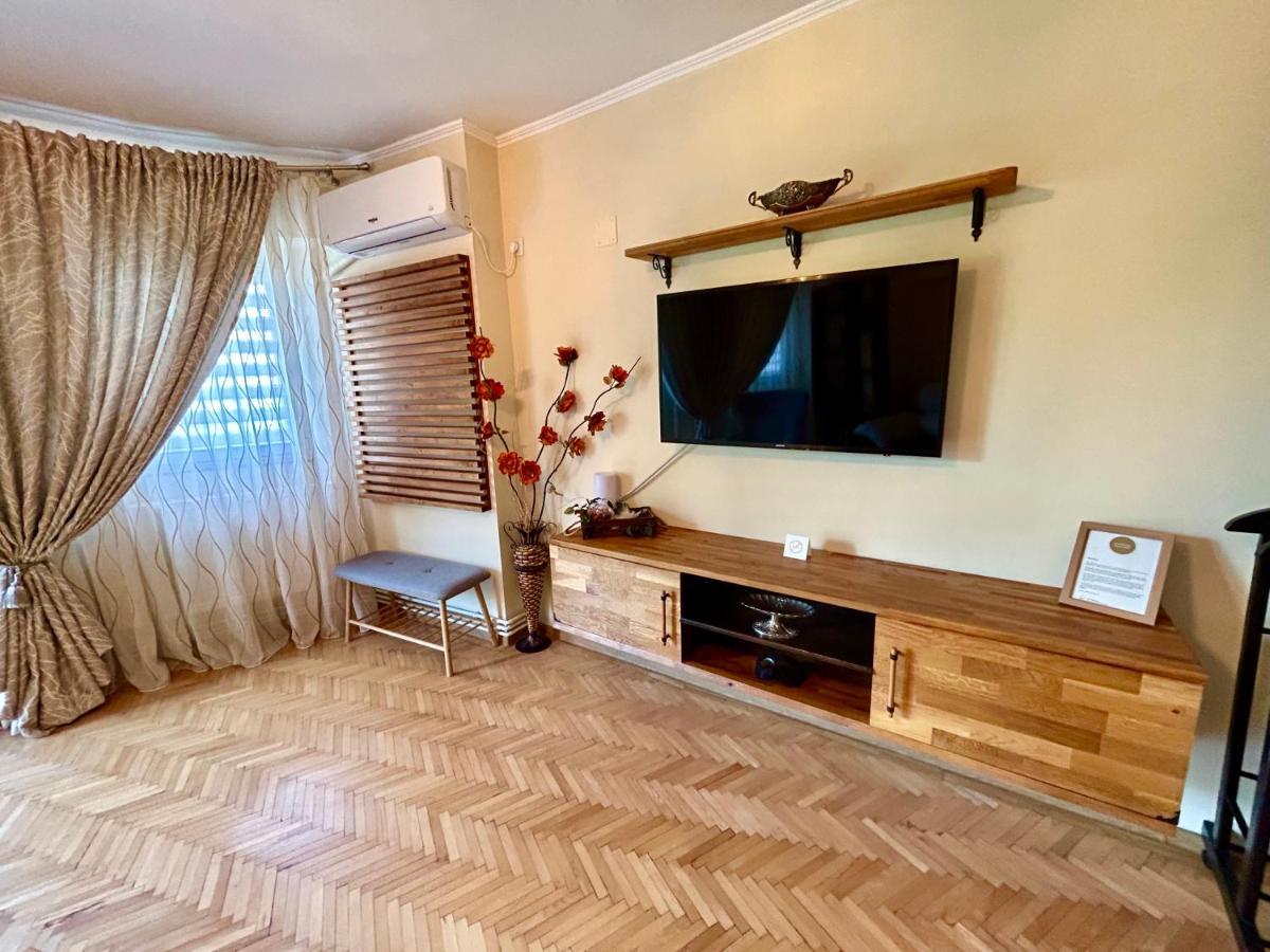 Apartment Palace Of Parliament Bukarest Kültér fotó